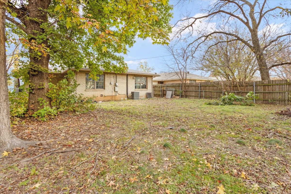 736 W Bullock Drive Denison TX 75020