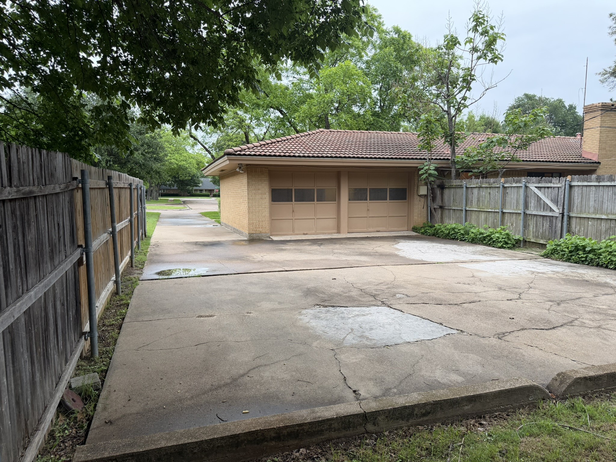126 Sanders Place Irving TX 75062