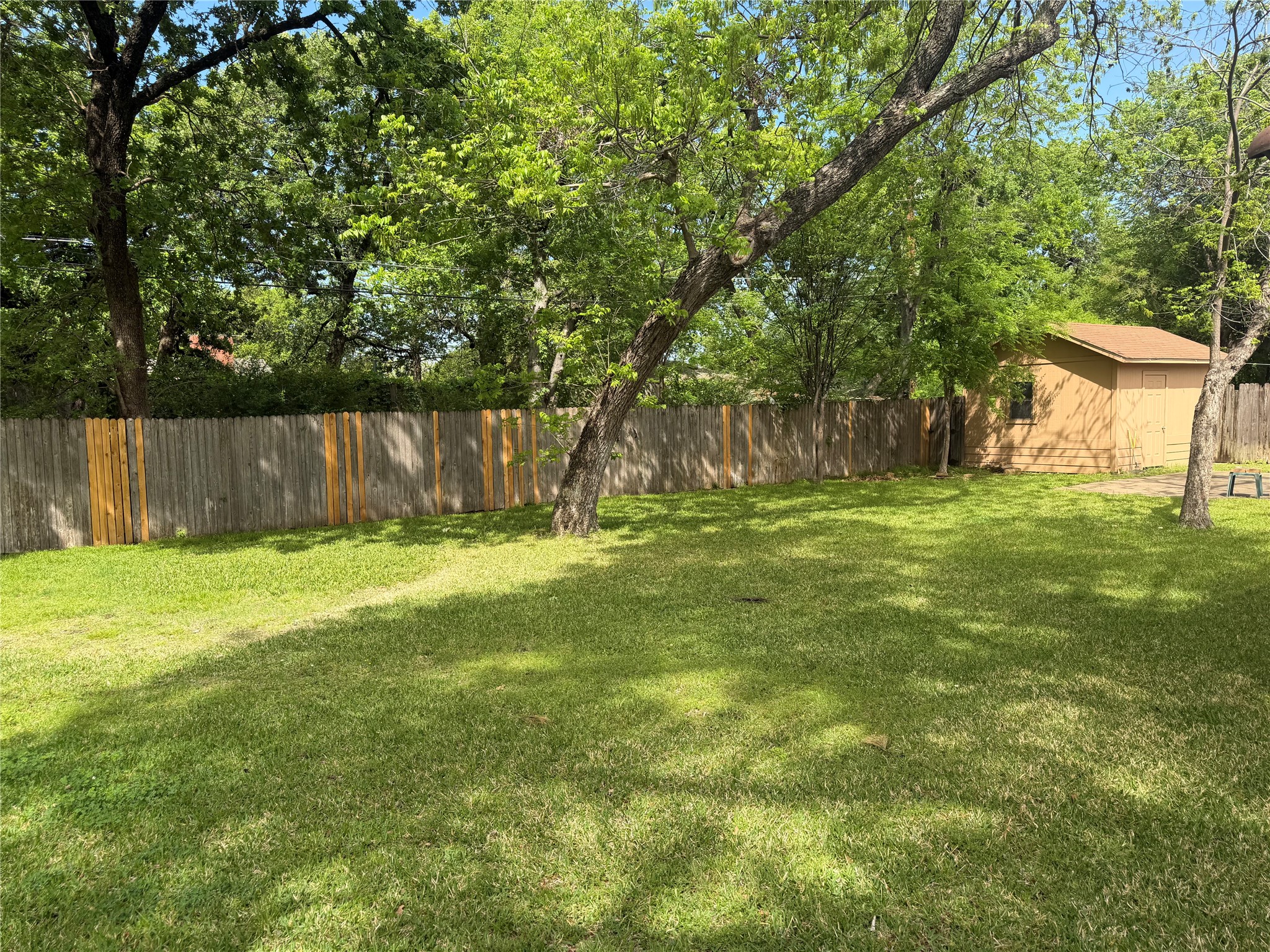 126 Sanders Place Irving TX 75062