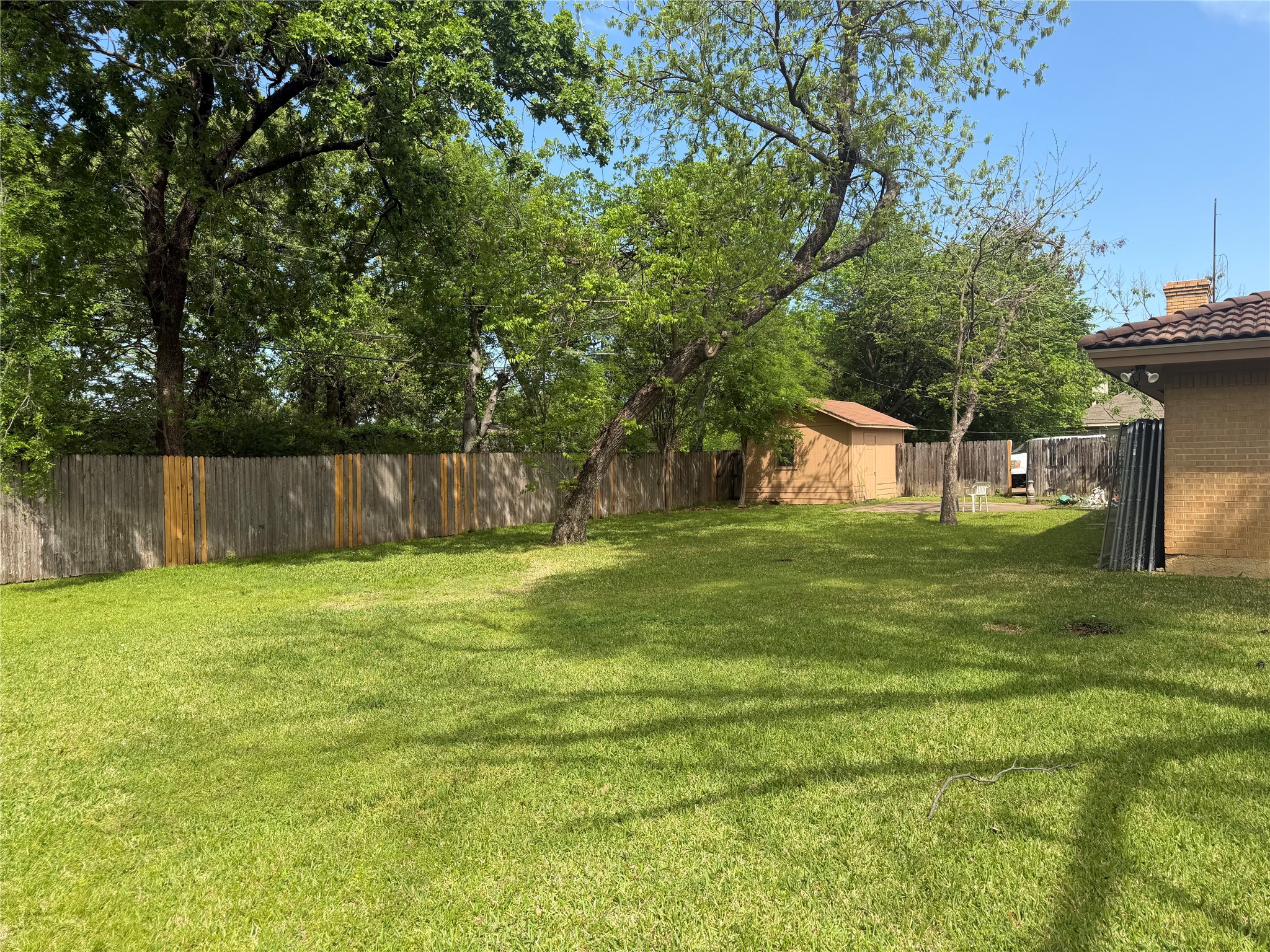 126 Sanders Place Irving TX 75062