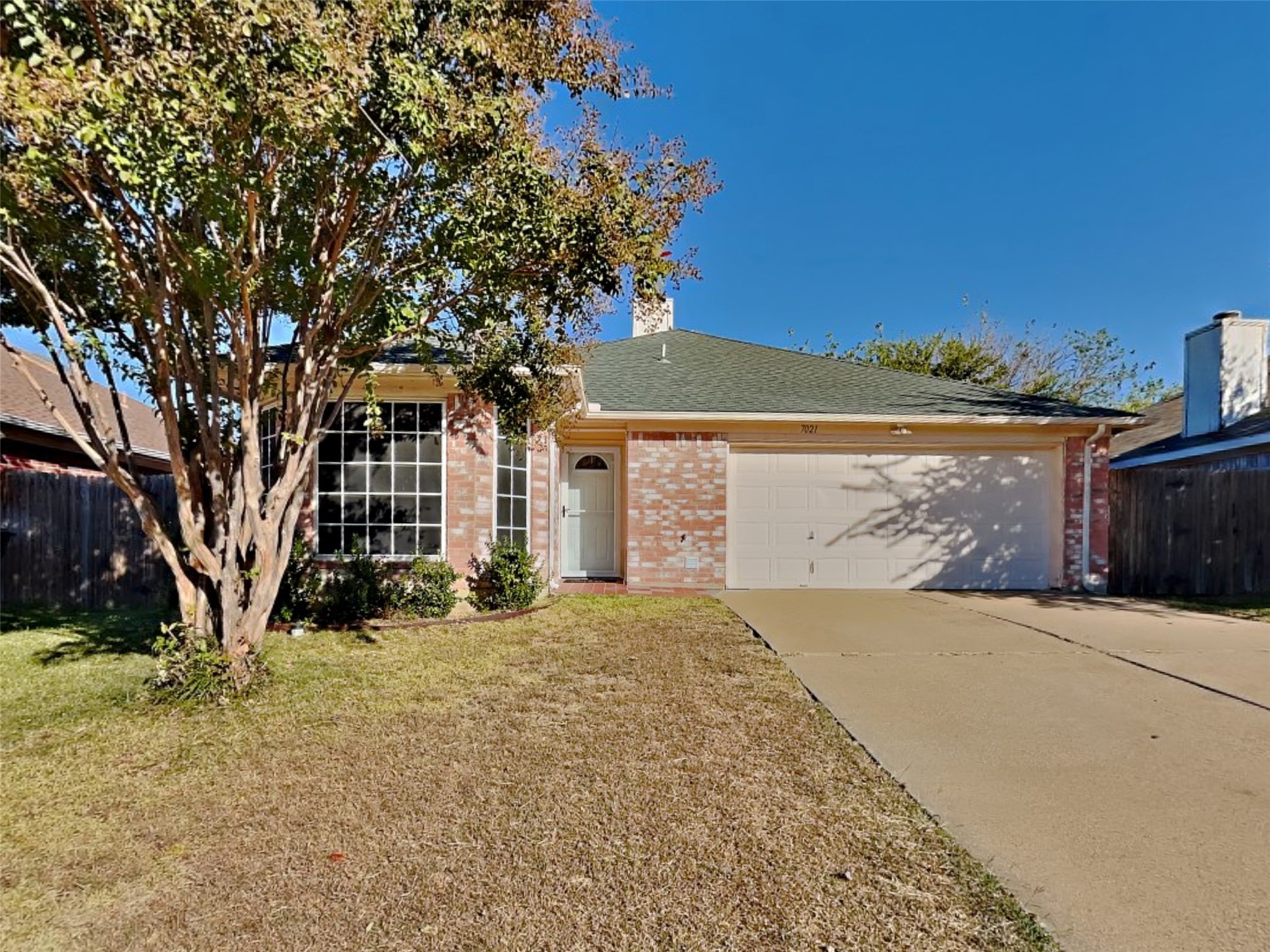 7021 Rovato Drive Arlington TX 76001