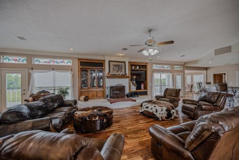 552 Vz County Road 2142 Wills Point TX 75169