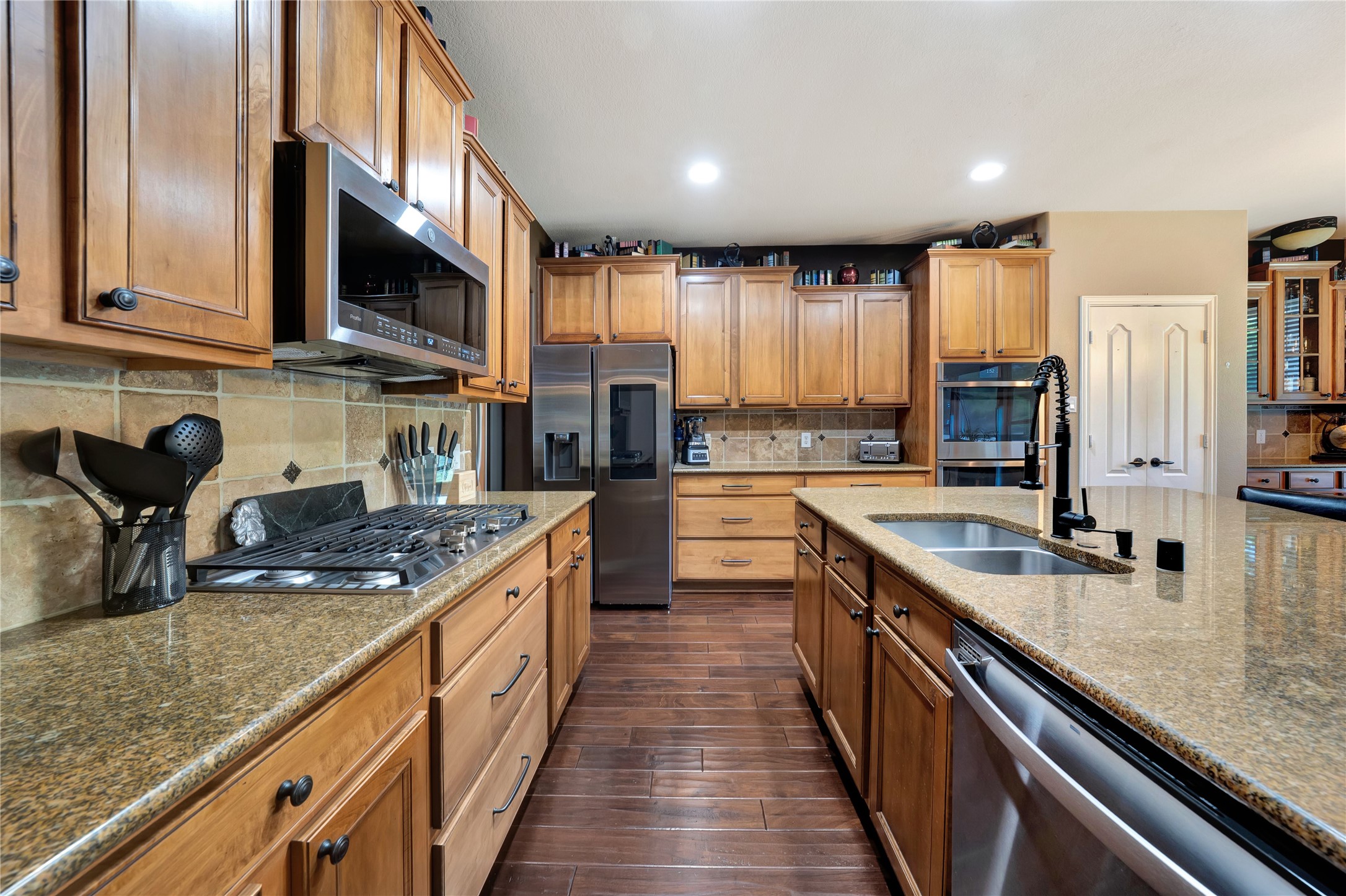 1413 Stone Mountain Parkway Savannah TX 76227