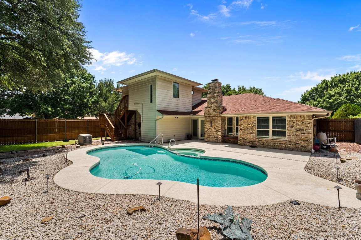 2000 Sequoia Court Grapevine TX 76051