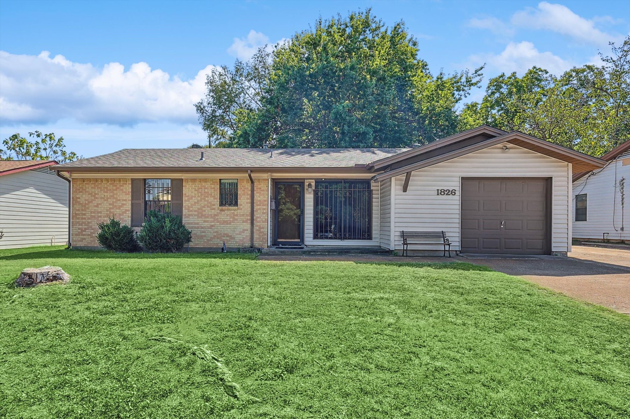 1826 Finley Road Irving TX 75062