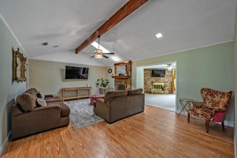 3407 Dovecreek Drive Arlington TX 76016
