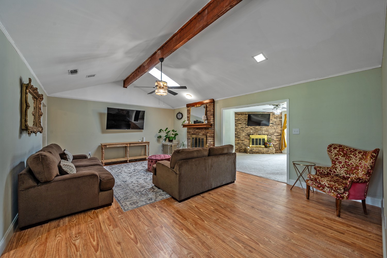 3407 Dovecreek Drive Arlington TX 76016