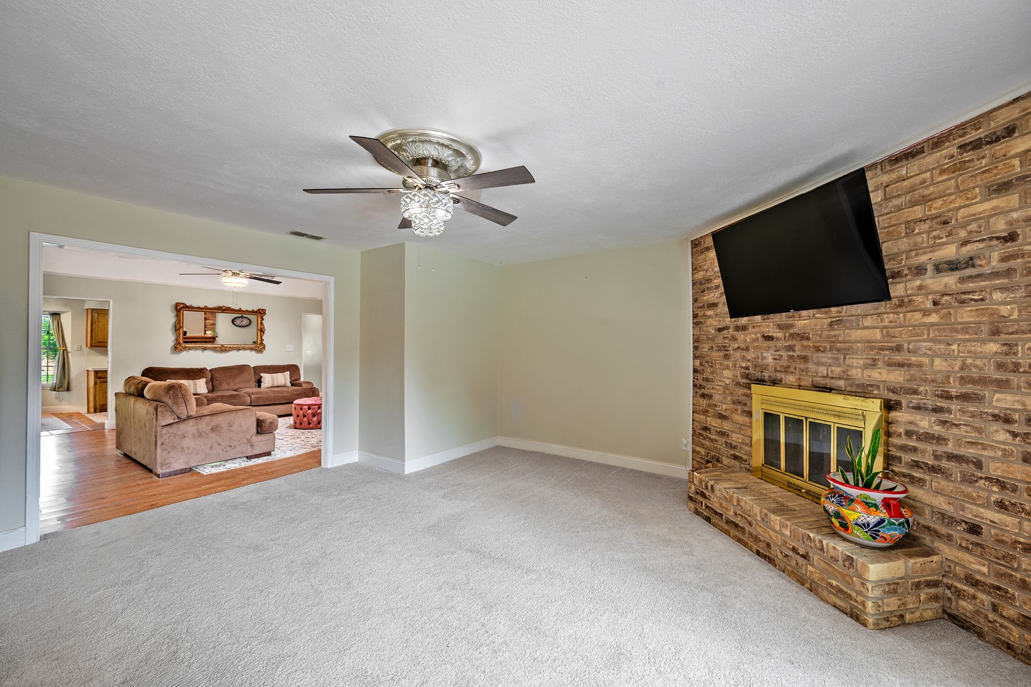 3407 Dovecreek Drive Arlington TX 76016
