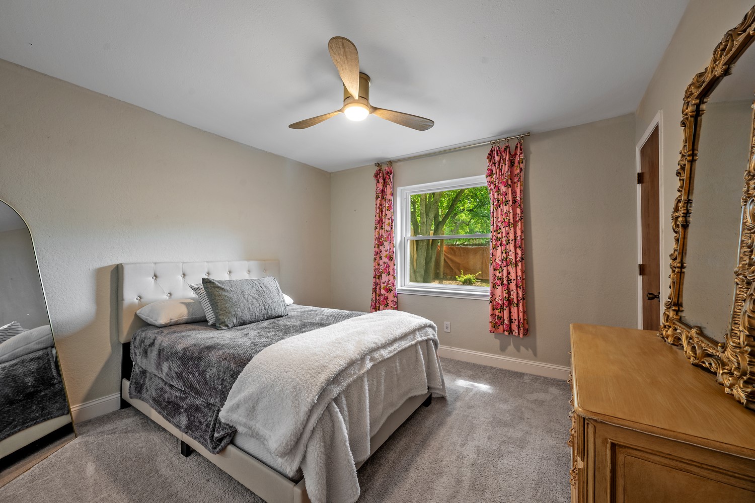 3407 Dovecreek Drive Arlington TX 76016