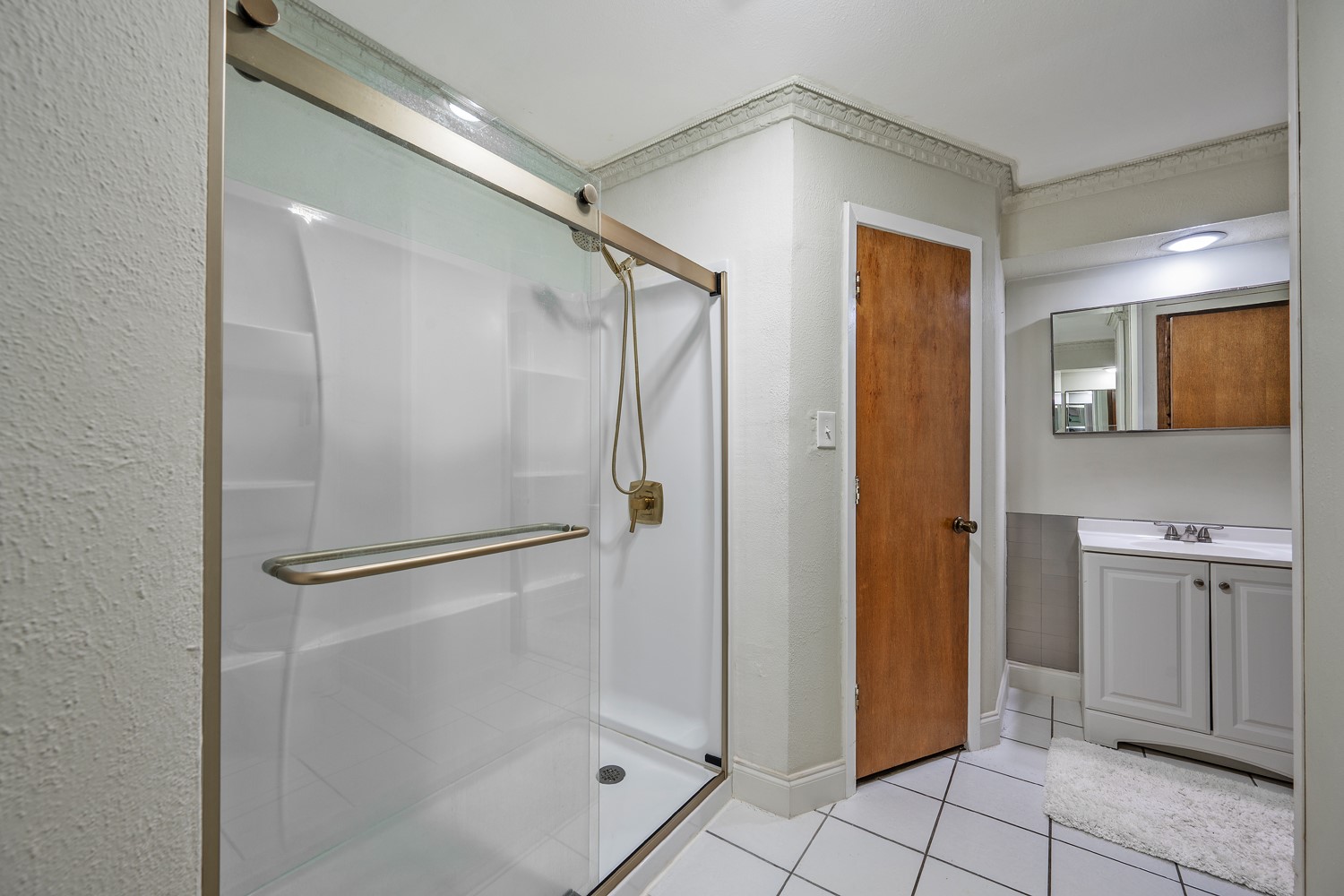 3407 Dovecreek Drive Arlington TX 76016