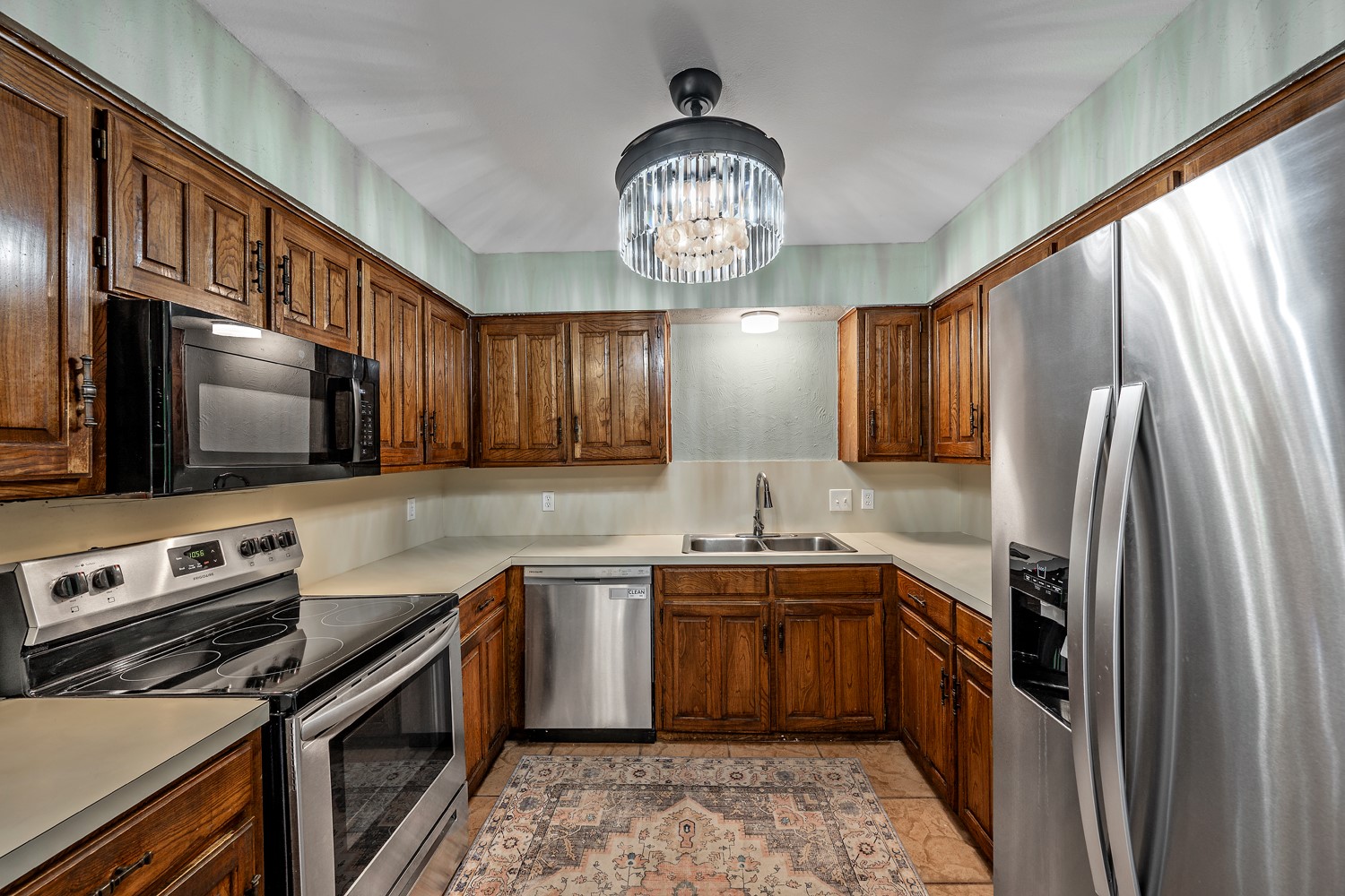 3407 Dovecreek Drive Arlington TX 76016