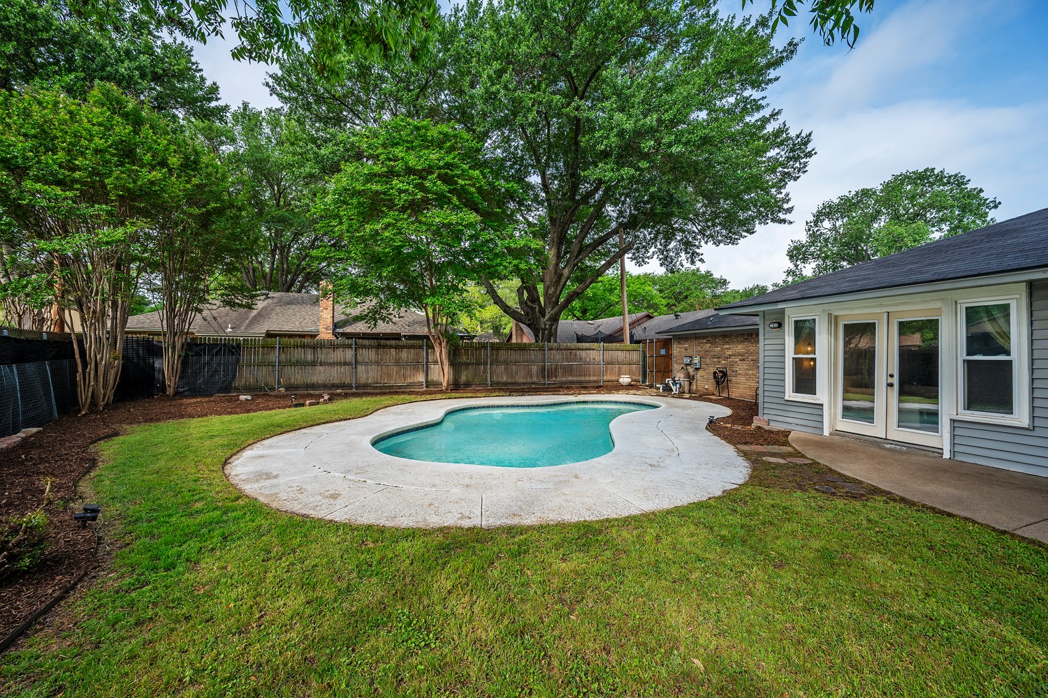 3407 Dovecreek Drive Arlington TX 76016