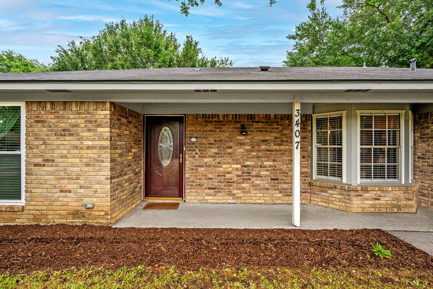 3407 Dovecreek Drive Arlington TX 76016