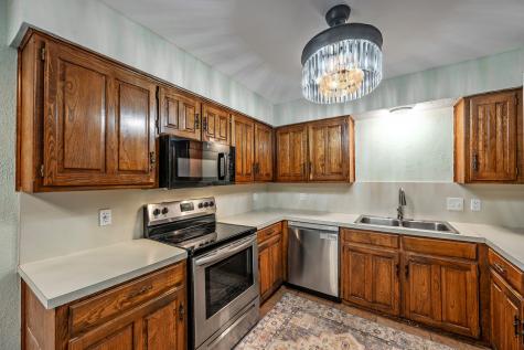 3407 Dovecreek Drive Arlington TX 76016