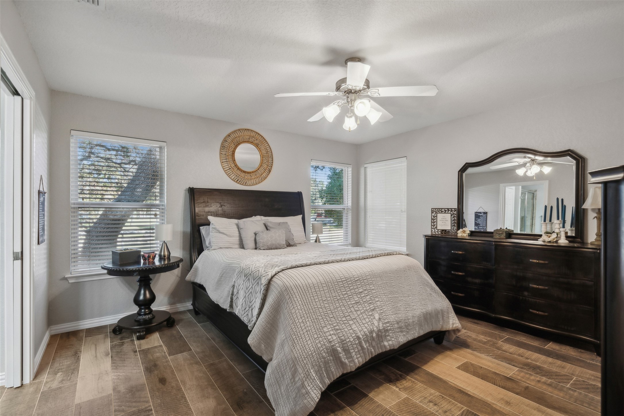 416 Granada Calle Court Granbury TX 76049