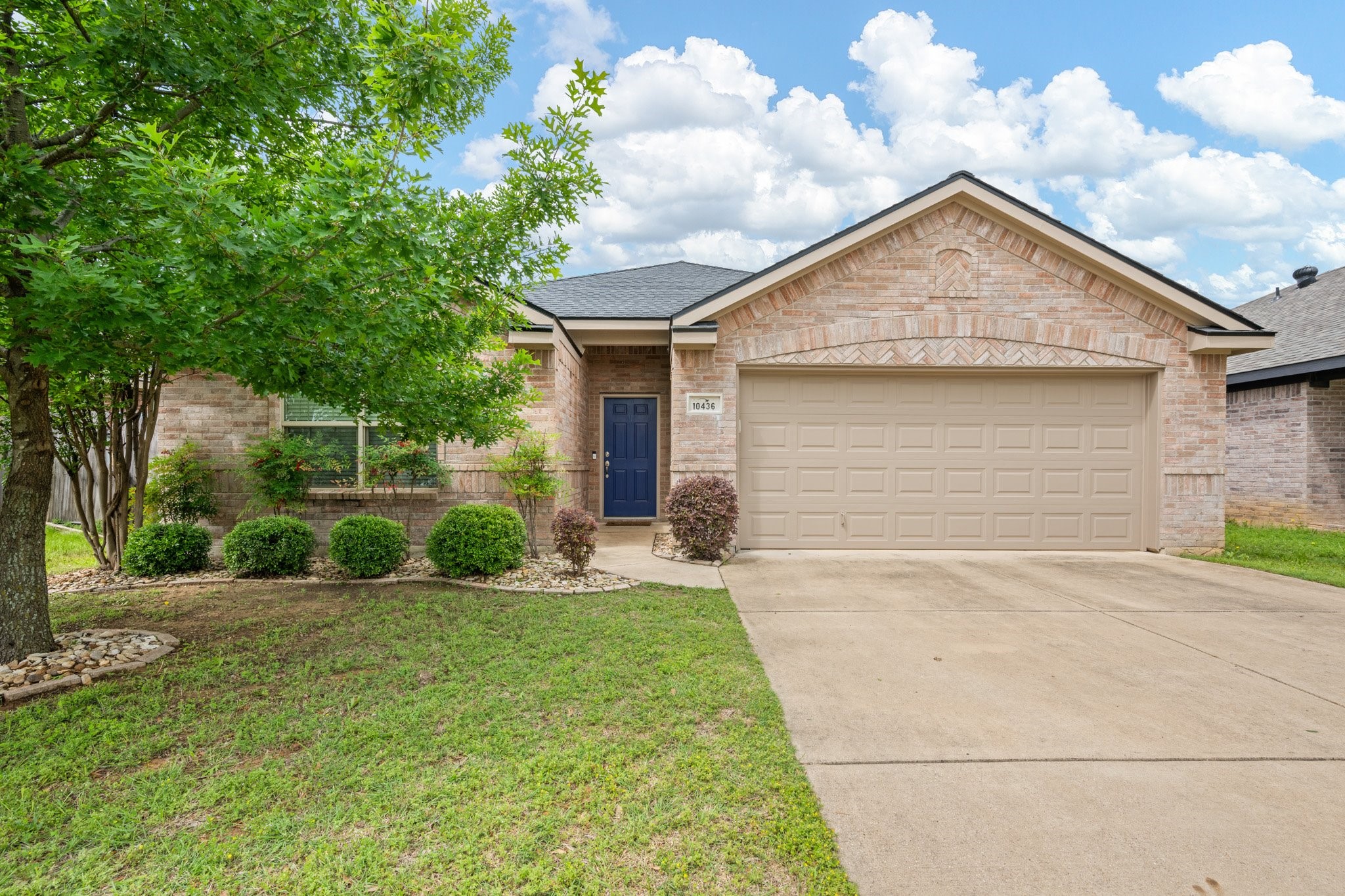 10436 Manhassett Drive Fort Worth TX 76140