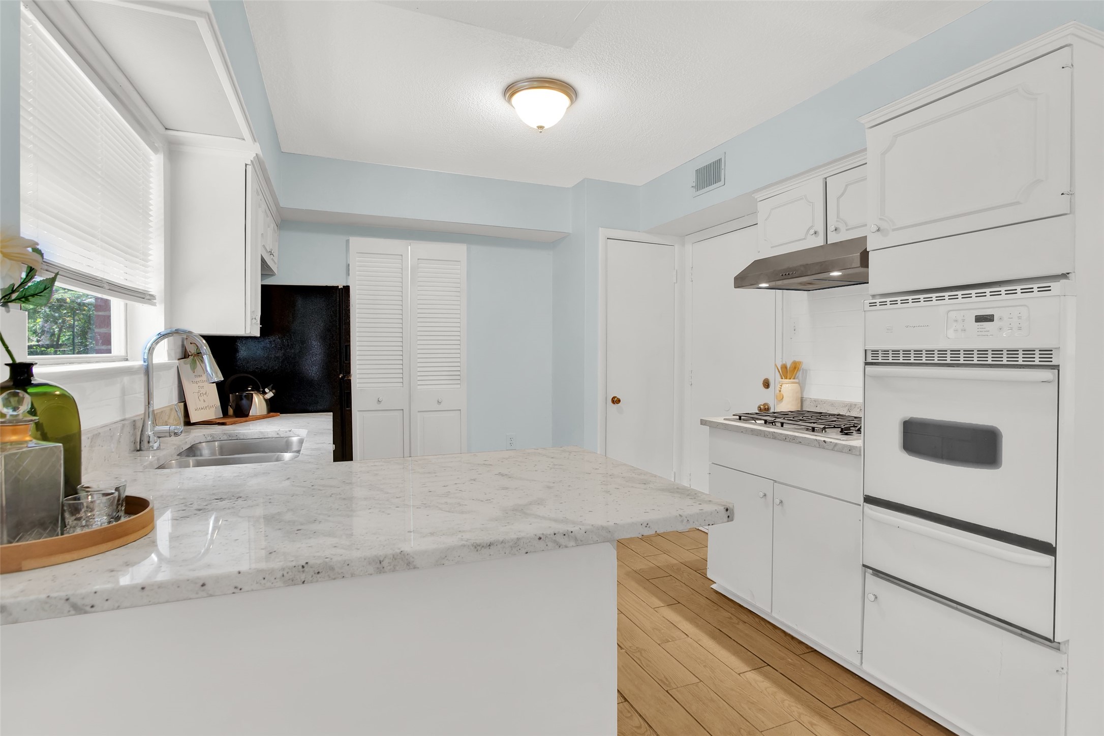 1710 W Hunt Street Sherman TX 75092