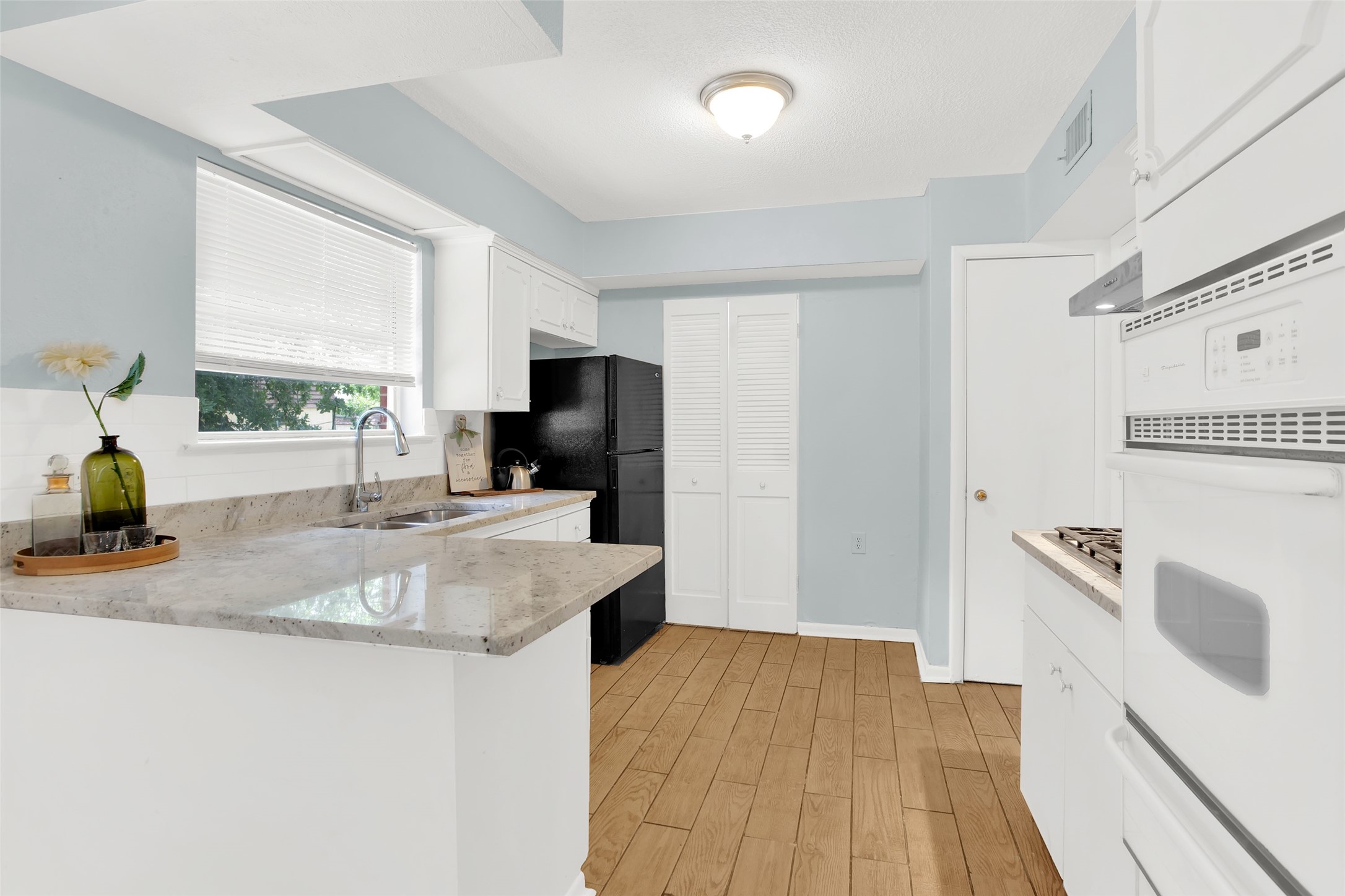 1710 W Hunt Street Sherman TX 75092