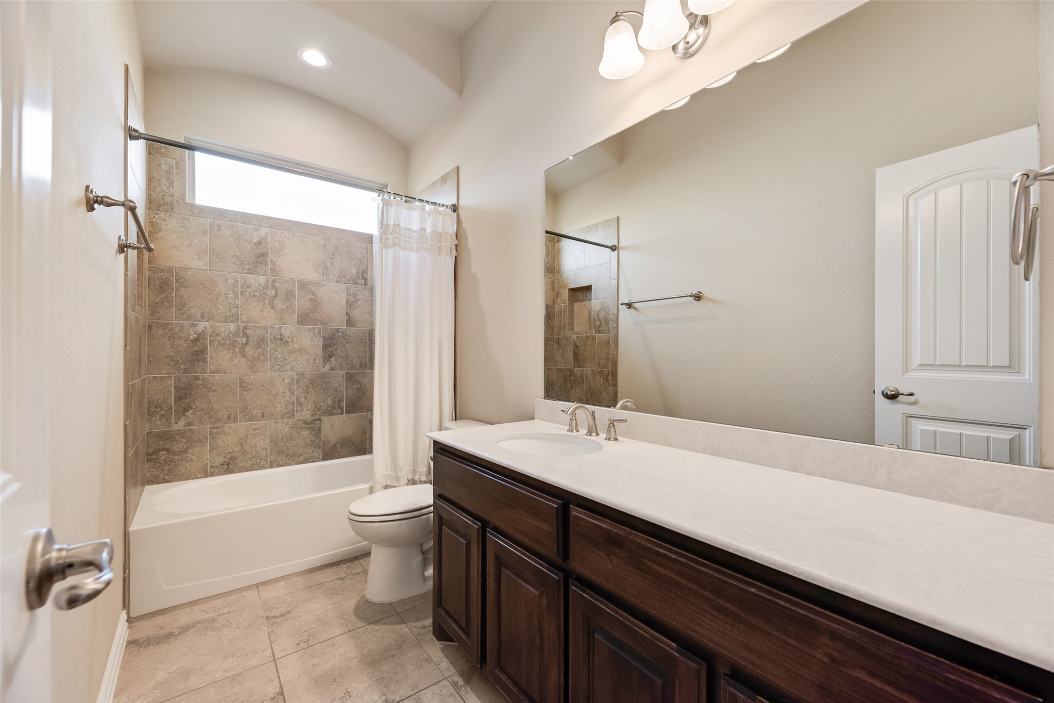 216 Equestrian Road Hickory Creek TX 75065