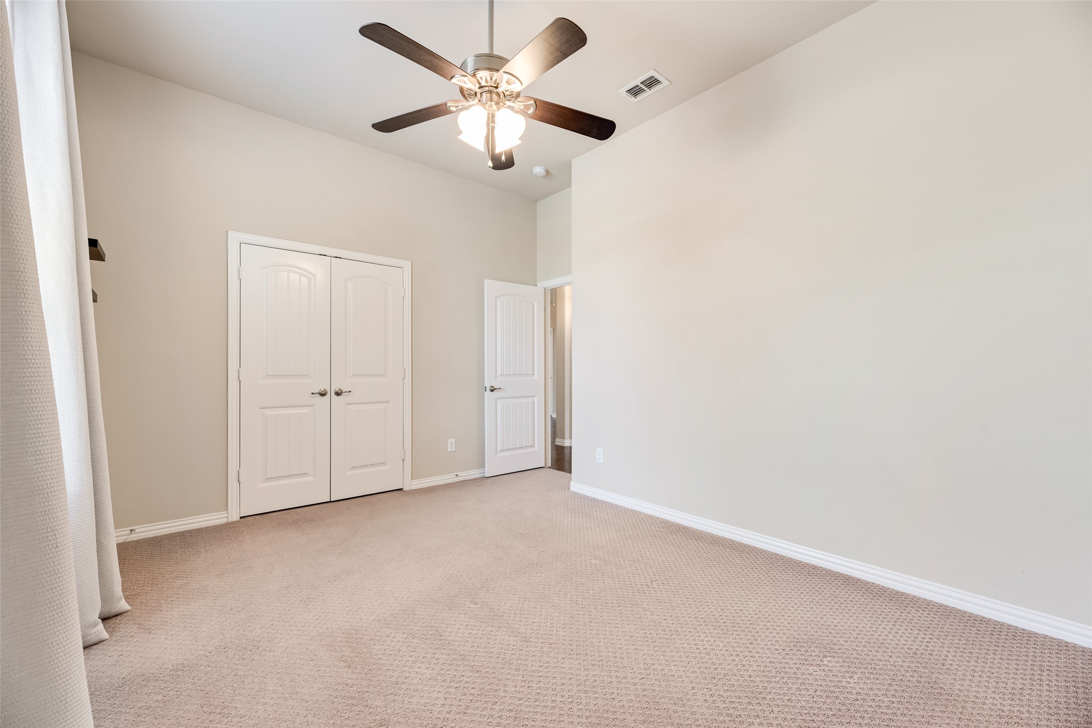 216 Equestrian Road Hickory Creek TX 75065