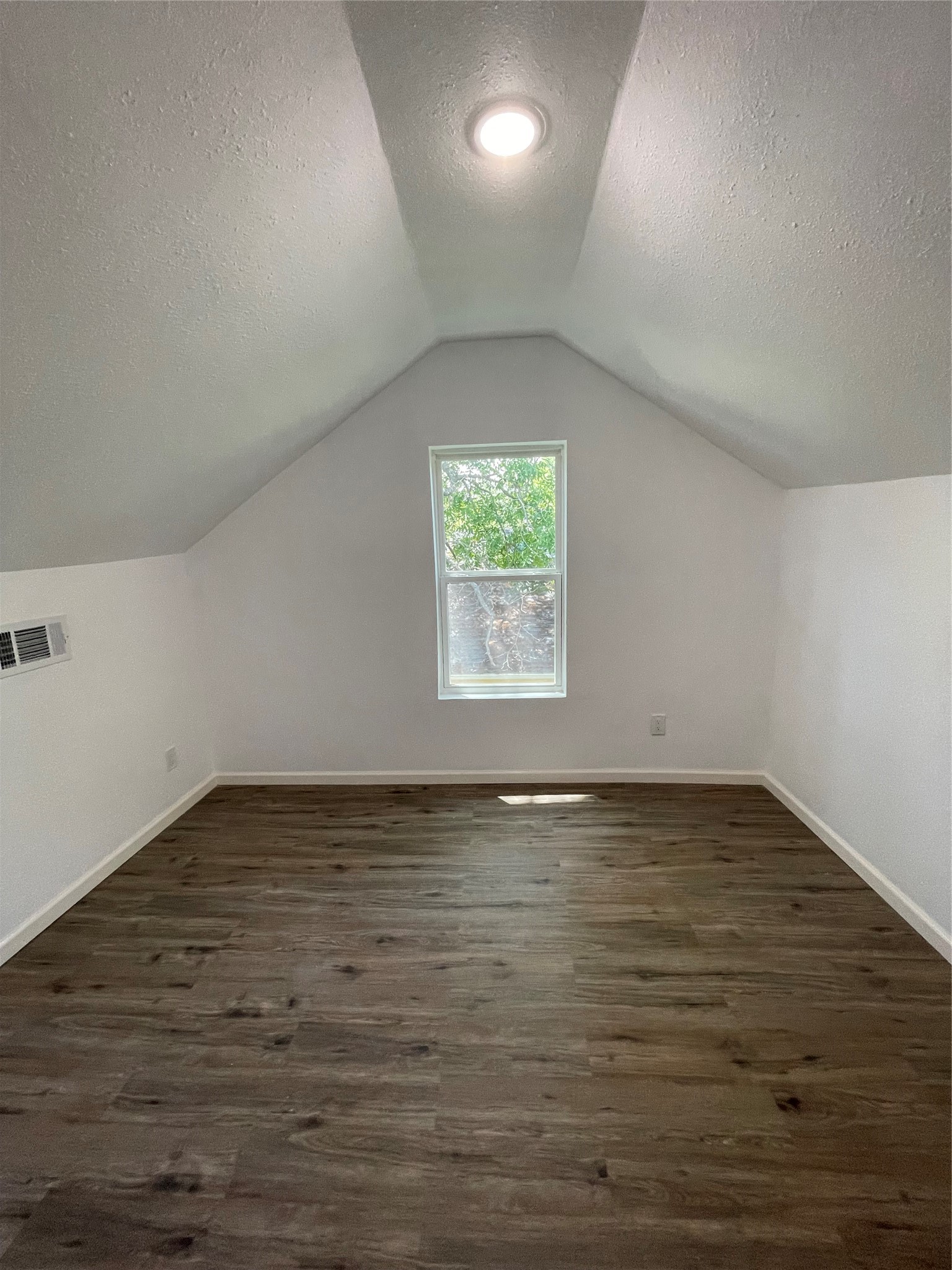 607 E Monterey Street Denison TX 75021