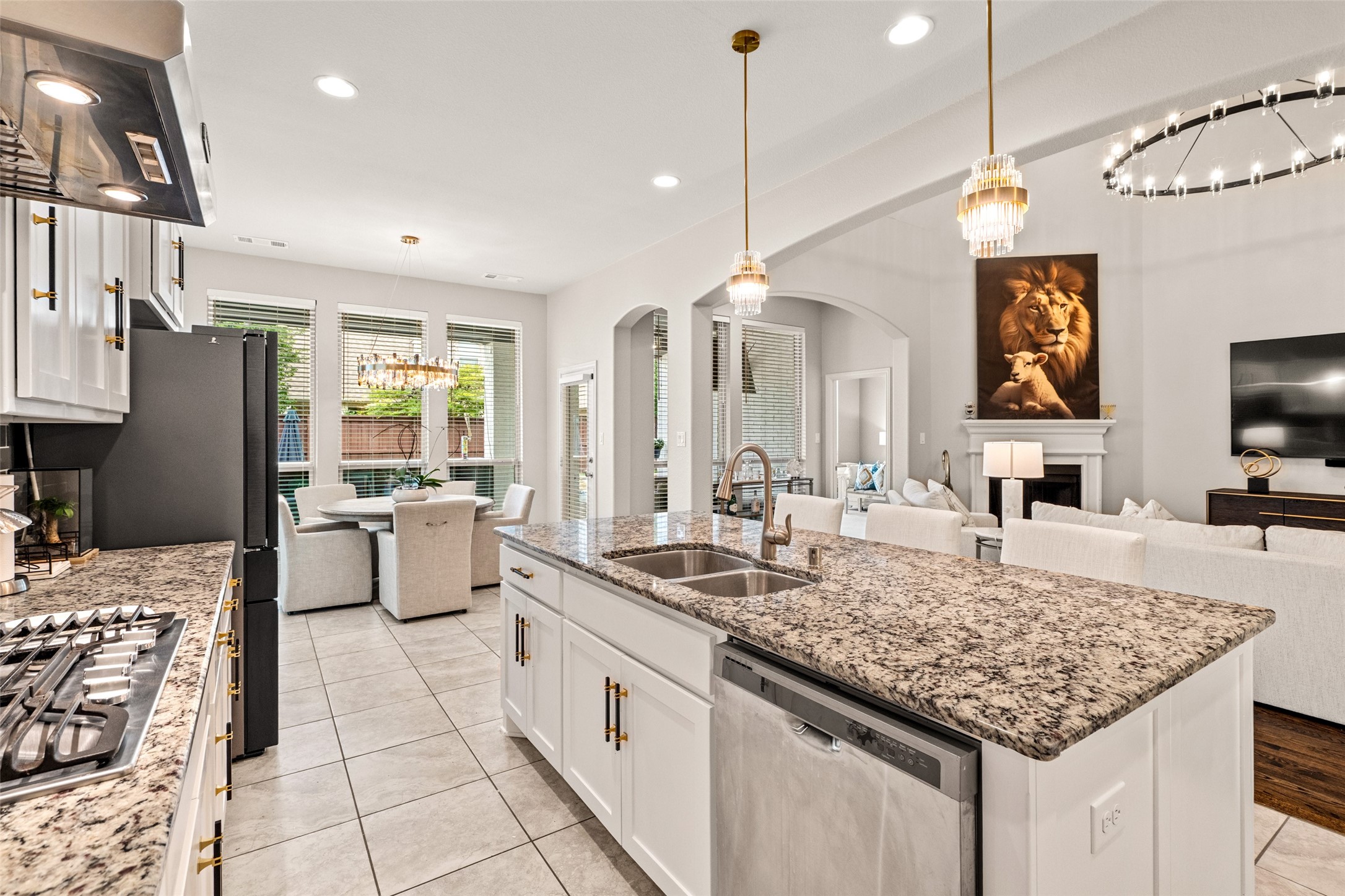 3017 Little The Colony TX 75056