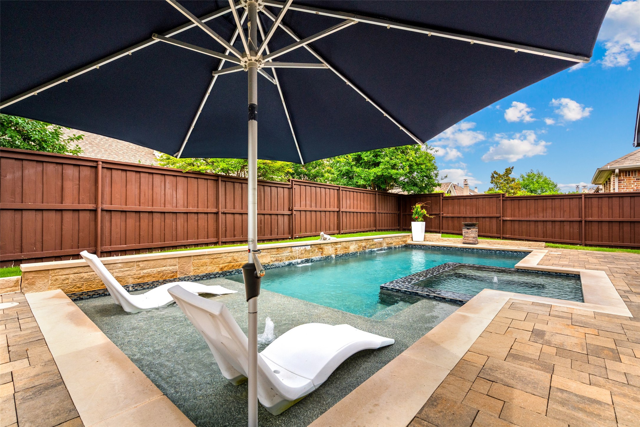 3017 Little The Colony TX 75056
