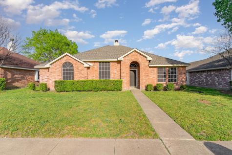 102 Oak Hollow Lane Red Oak TX 75154