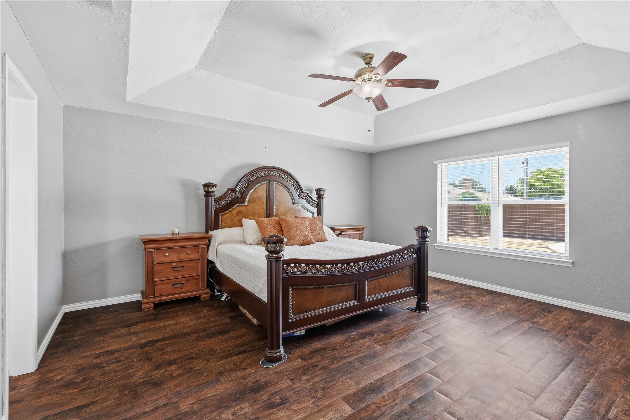 2008 Iron Horse Court Arlington TX 76017