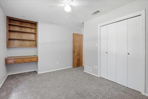 2008 Iron Horse Court Arlington TX 76017