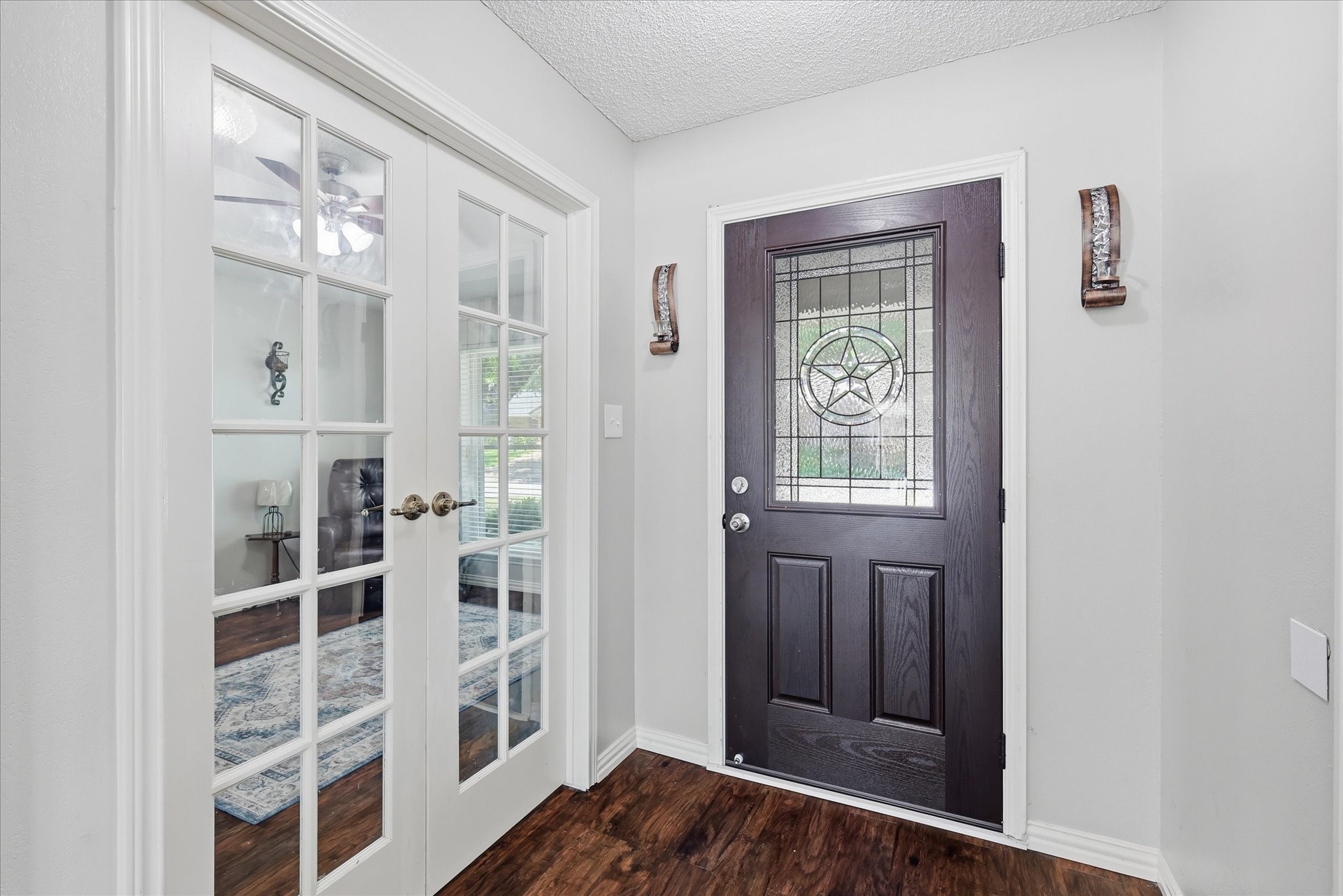 2008 Iron Horse Court Arlington TX 76017