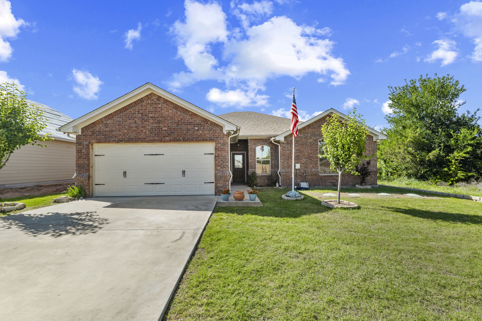 2304 Forest Hill Lane Granbury TX 76048