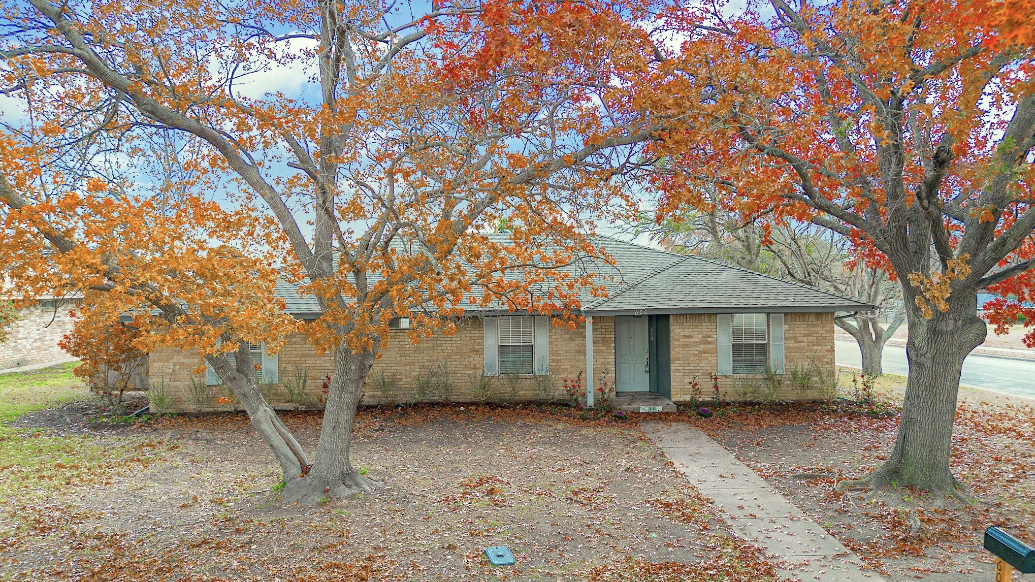 600 Nancywood Avenue Desoto TX 75115