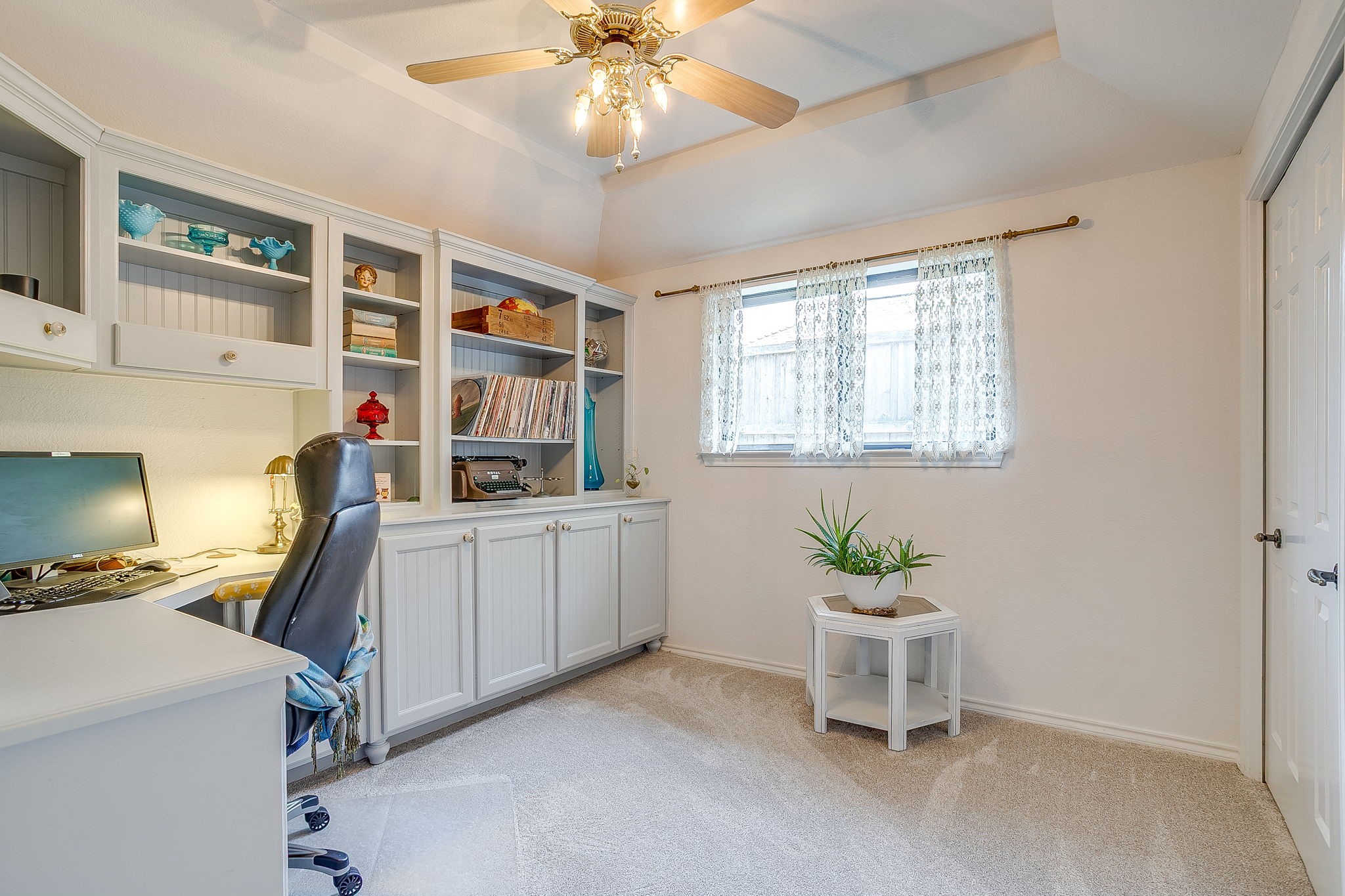 3704 Edgefield Lane Bedford TX 76021