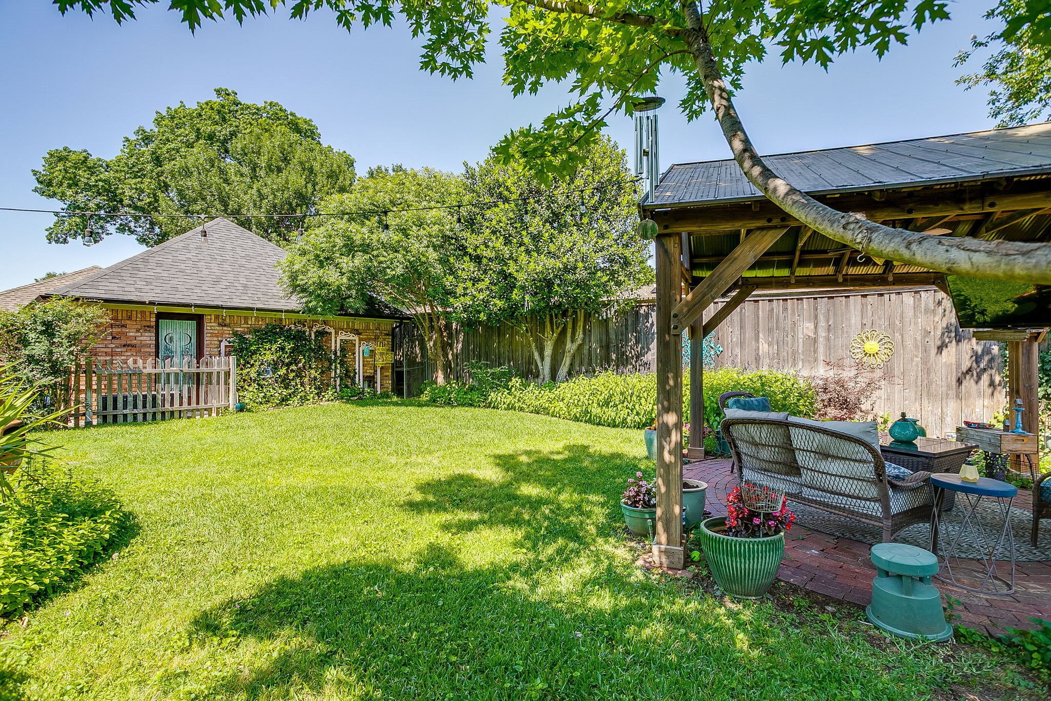 3704 Edgefield Lane Bedford TX 76021