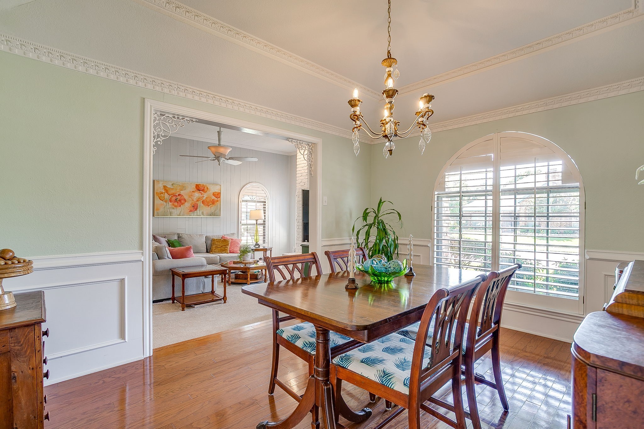 3704 Edgefield Lane Bedford TX 76021
