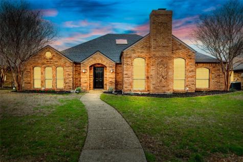 2312 Stone Glen Lane Carrollton TX 75007