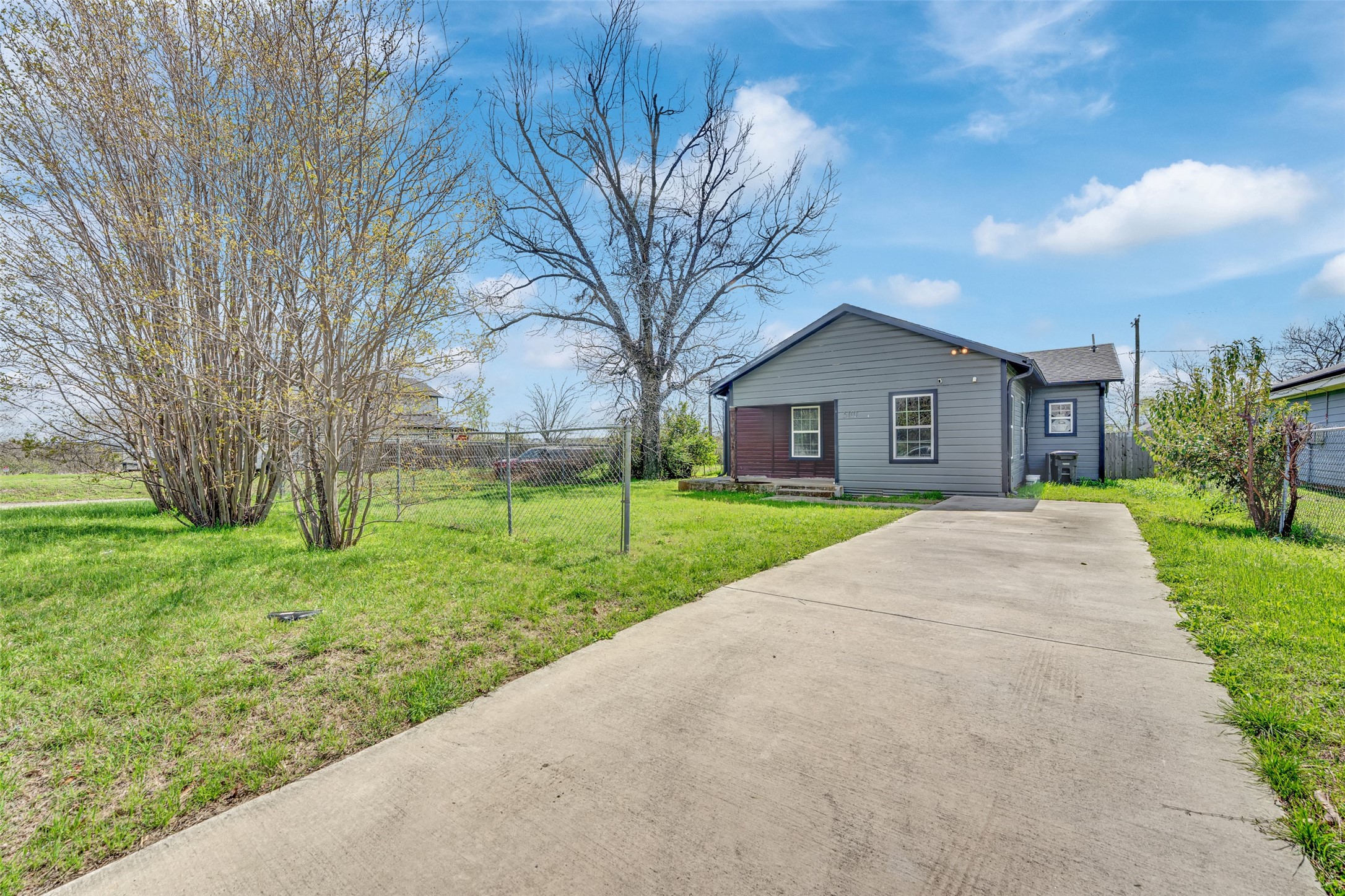 5101 Humbert Avenue Fort Worth TX 76107