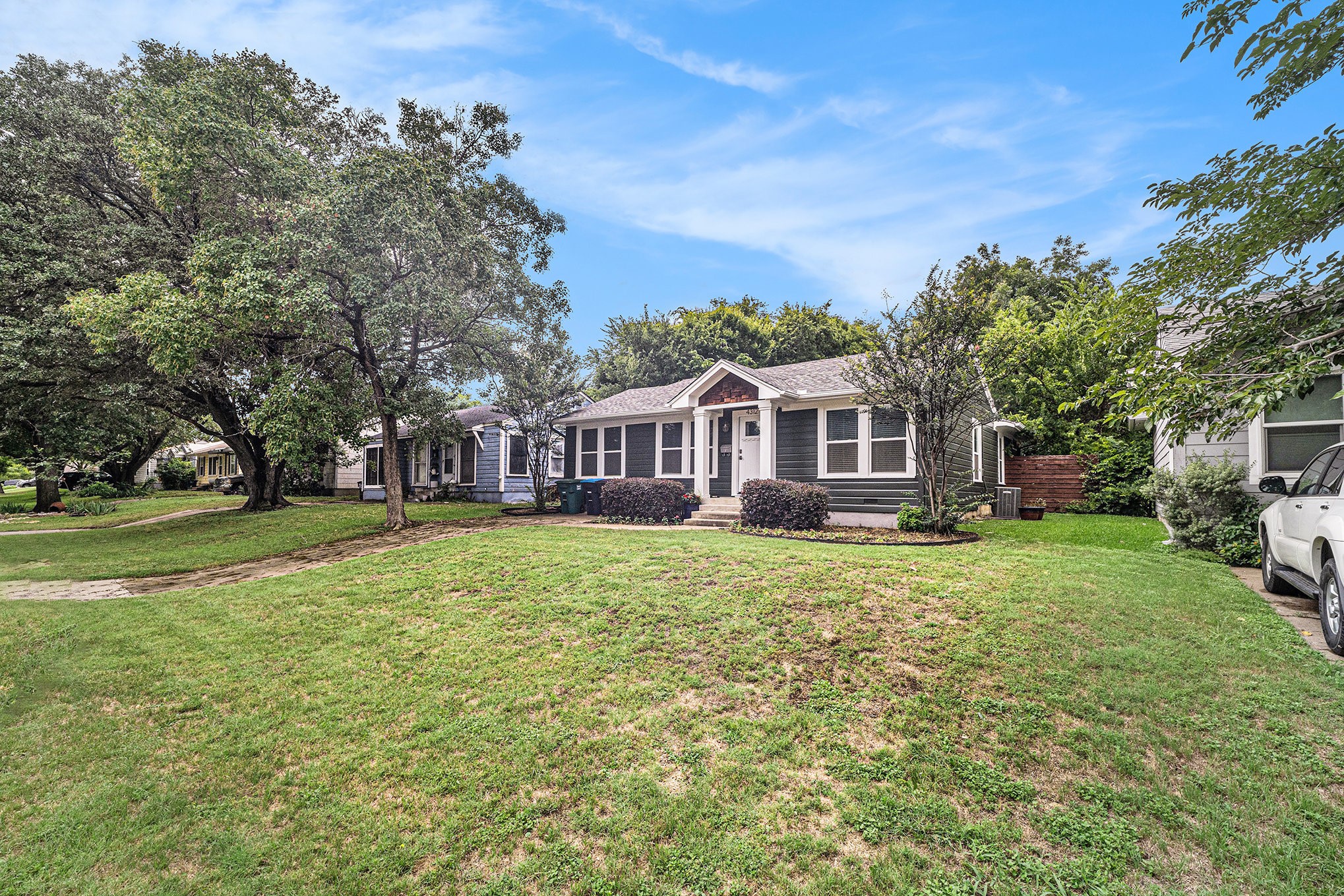 4312 Diaz Avenue Fort Worth TX 76107
