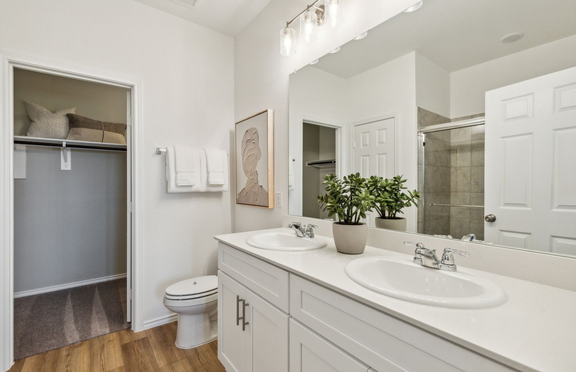 813 Shire Avenue Haslet TX 76052