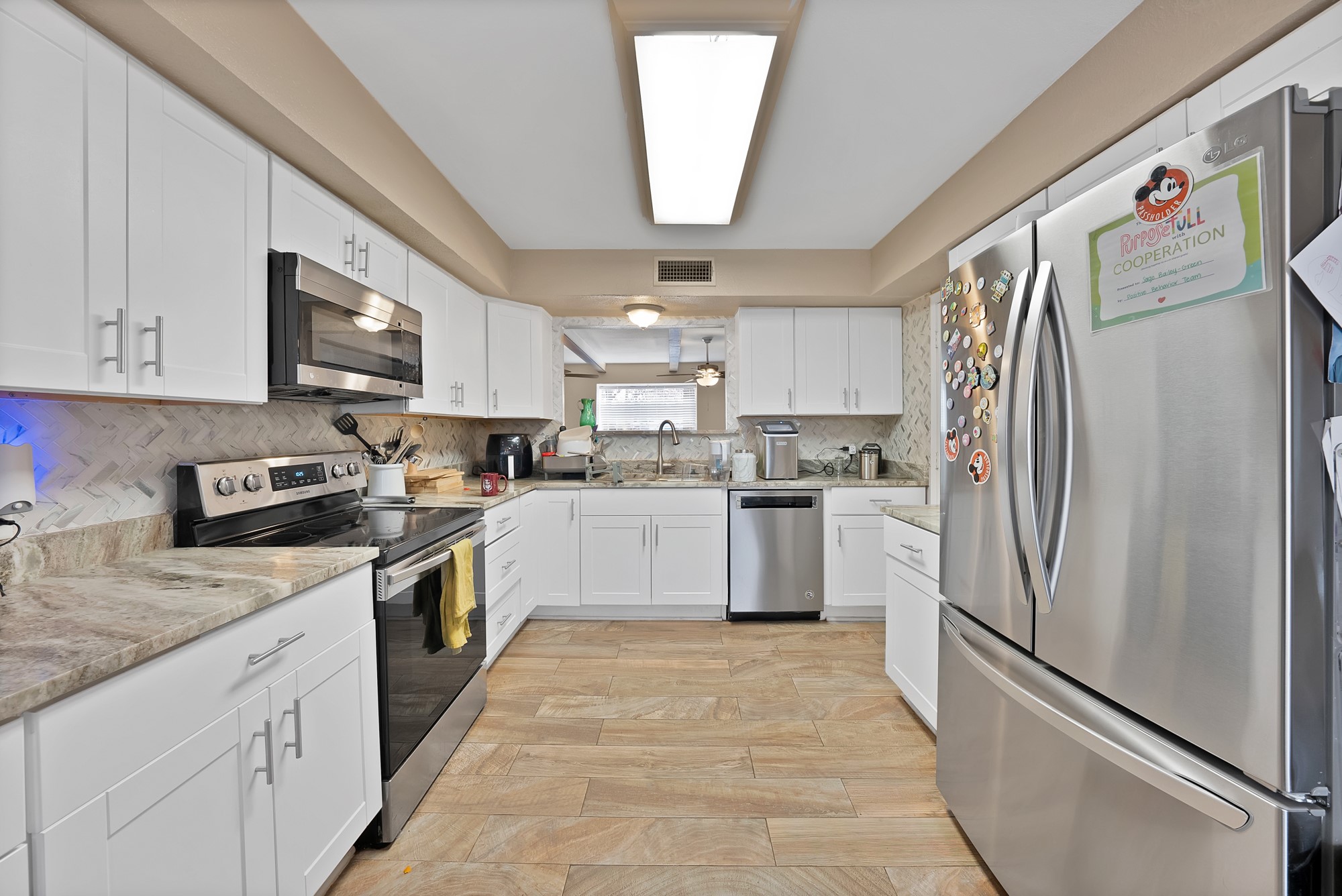 1818 Burr Oak Street Arlington TX 76012