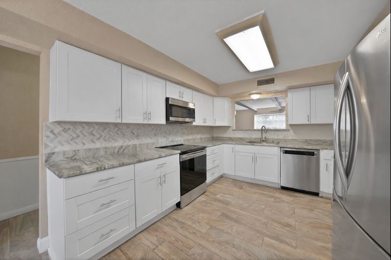 1818 Burr Oak Street Arlington TX 76012