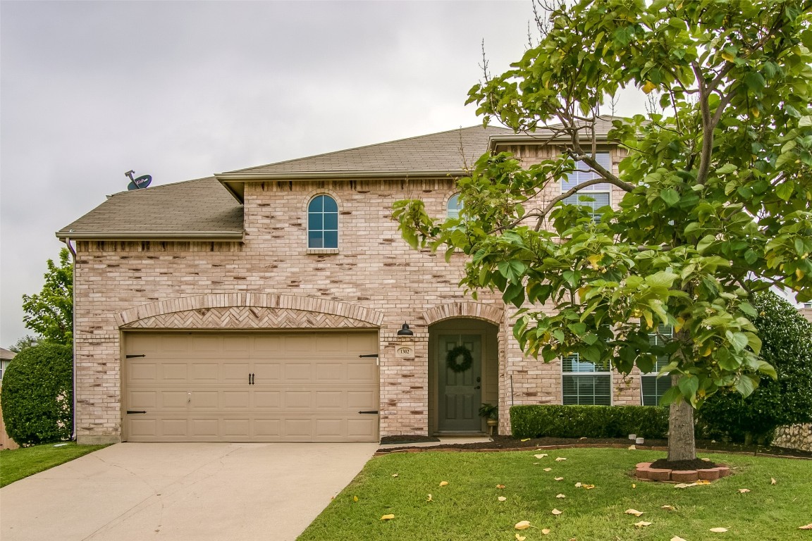1302 Vireo Court Aubrey TX 76227