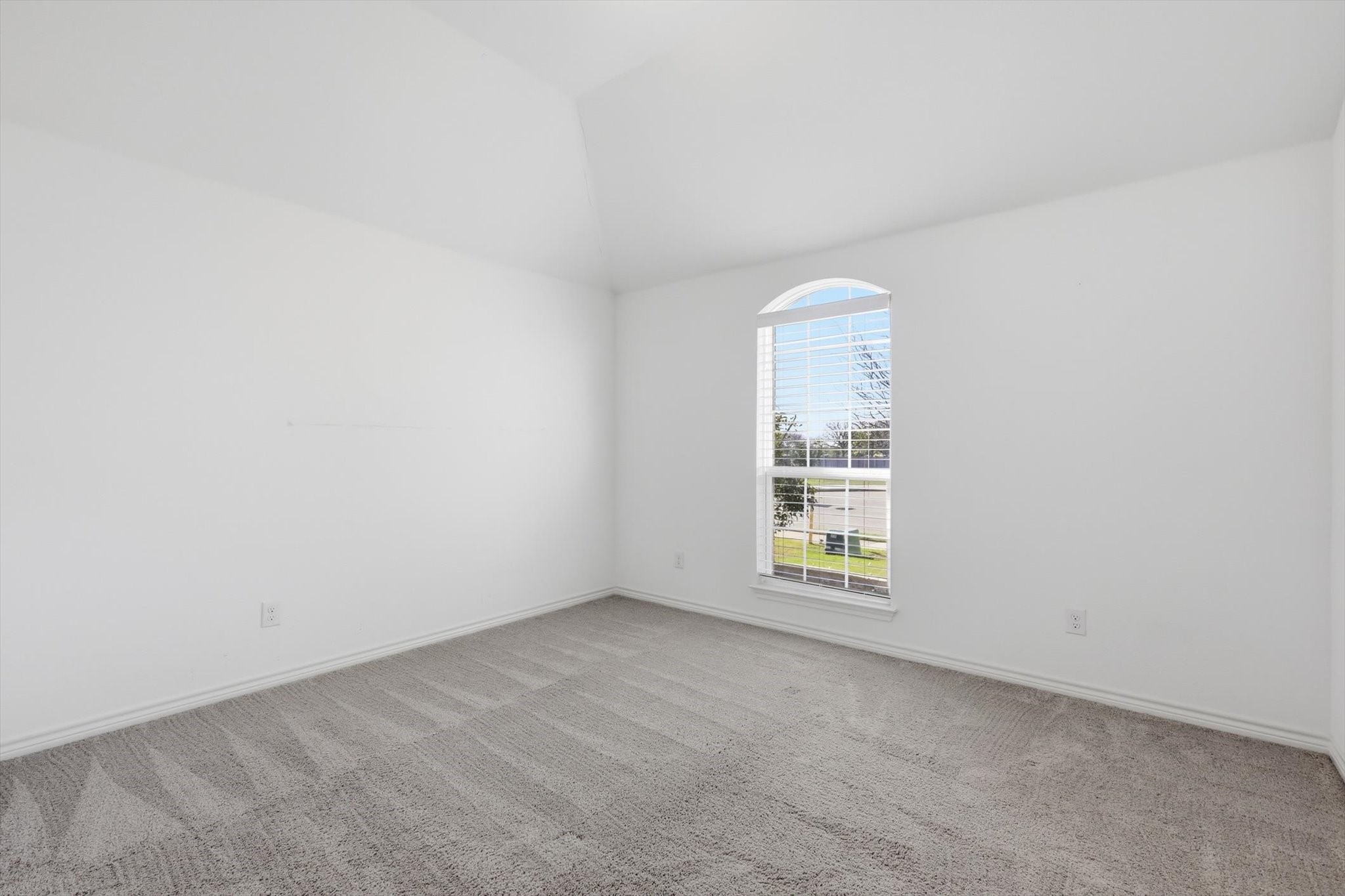 364 Sugar Creek Lane Saginaw TX 76131