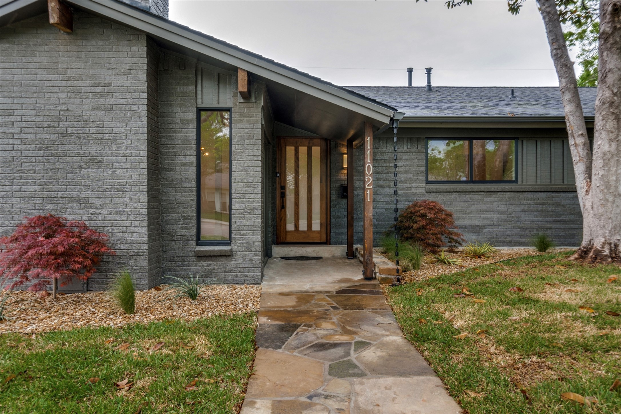 11021 Fernald Avenue Dallas TX 75218