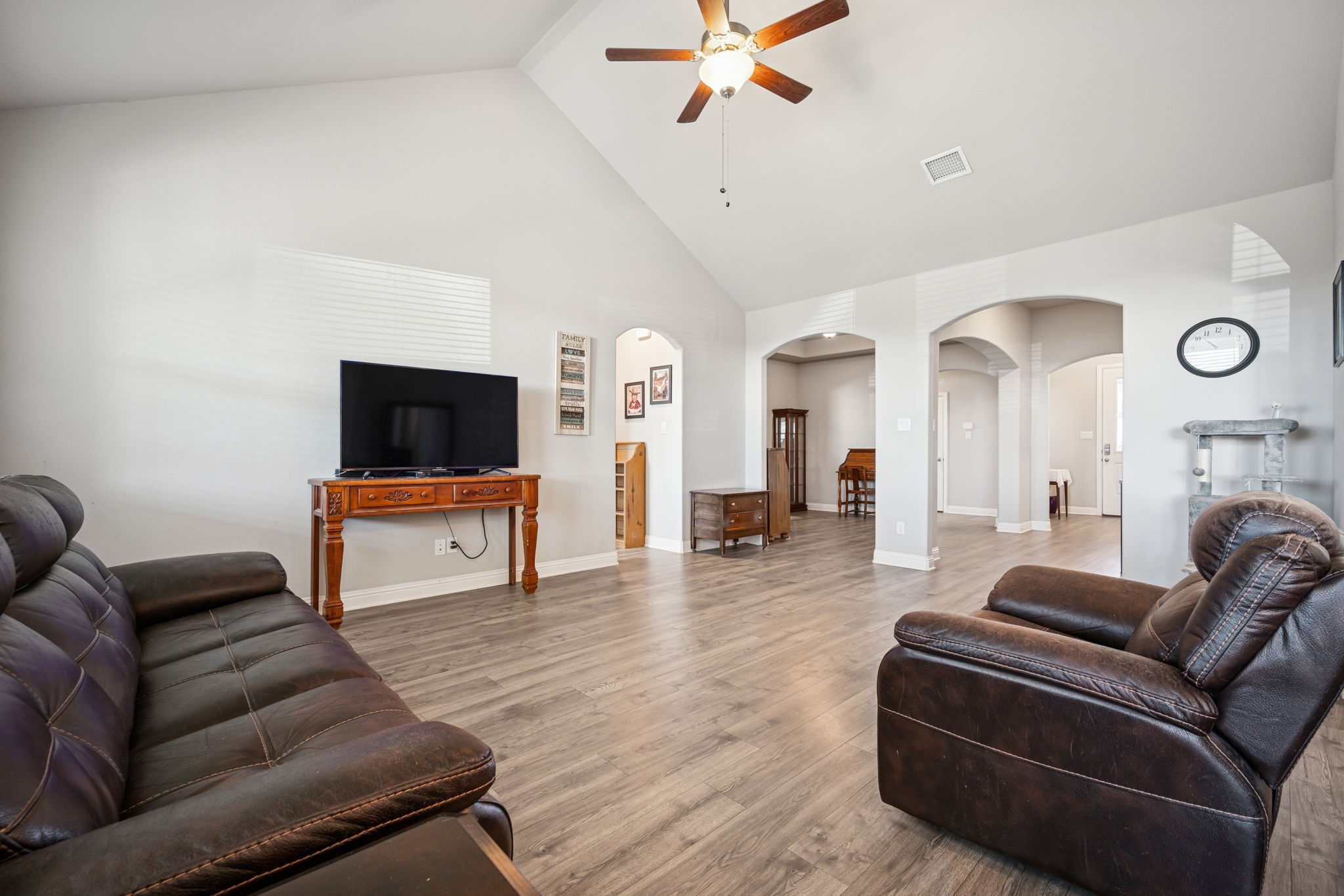 1 Covey Lane Sanger TX 76266