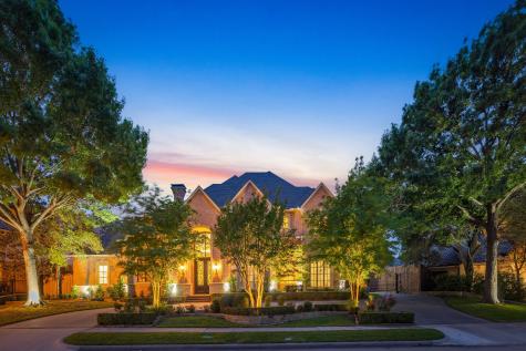 5212 Lakecreek Court Plano TX 75093