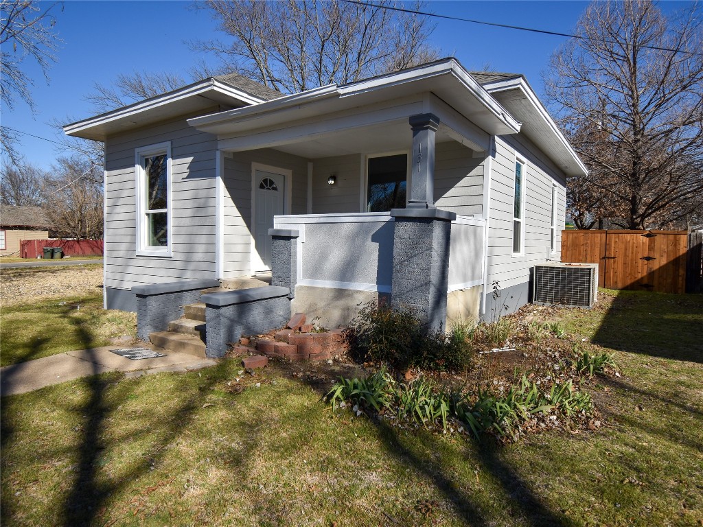 1319 N Luckett Street Sherman TX 75090