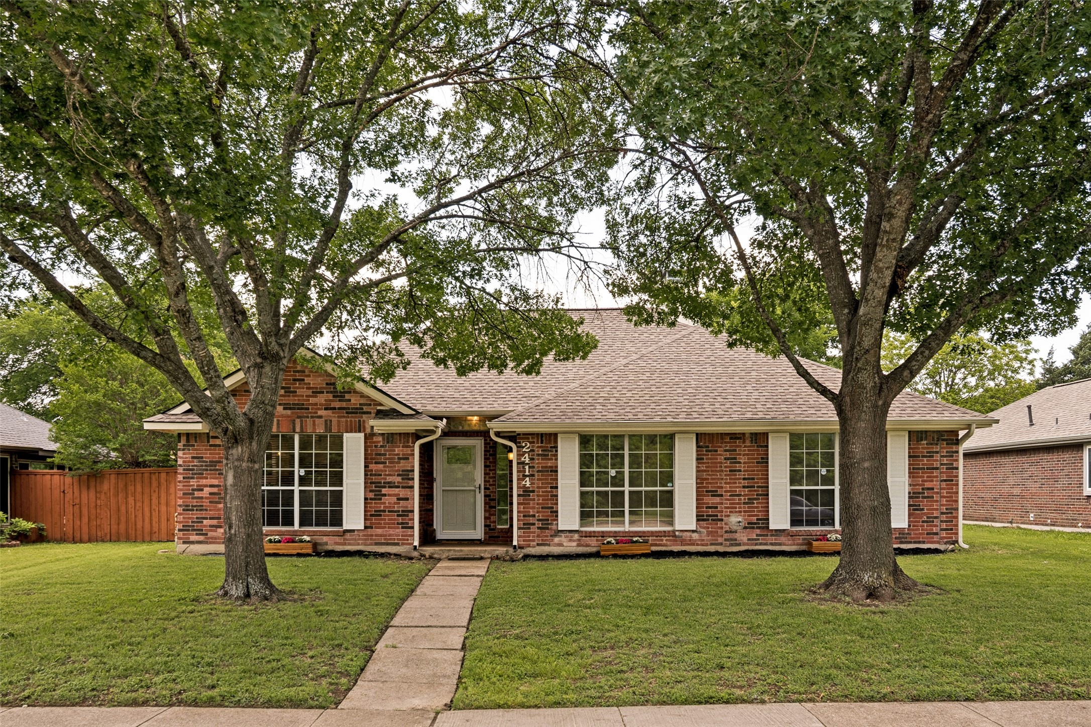 2414 Mapleridge Drive Garland TX 75044