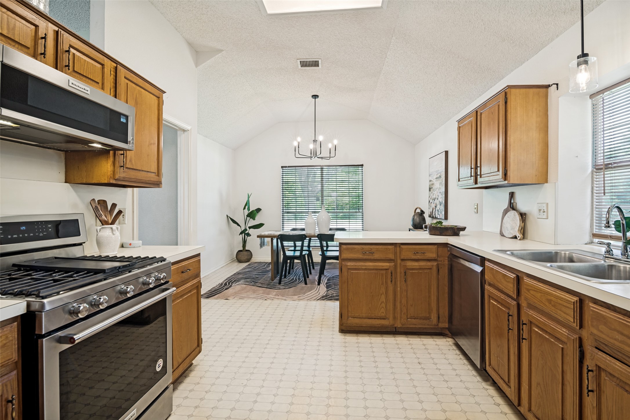 2414 Mapleridge Drive Garland TX 75044